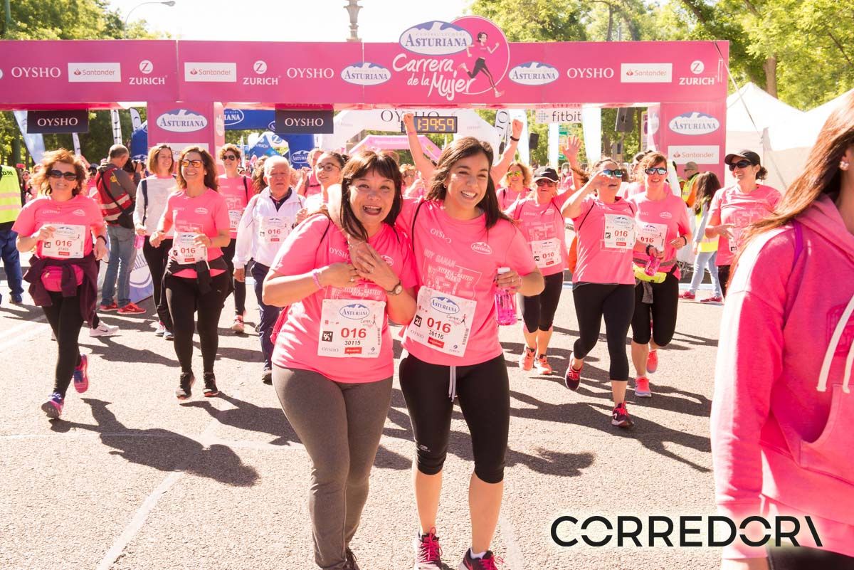 Carrera de la Mujer Madrid arco izquierdo 1 39 50 a 1 43 51