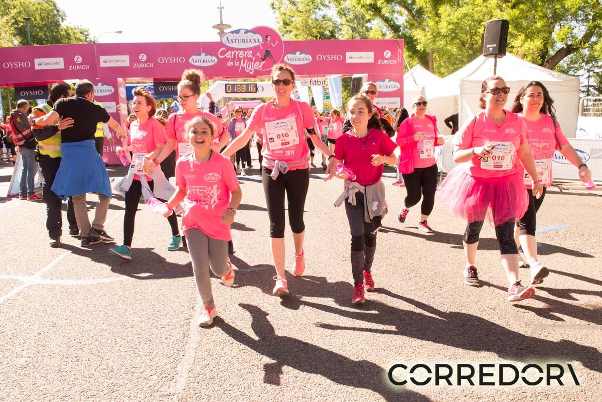 Carrera de la Mujer Madrid arco izquierdo 1 36 00 a 1 39 47