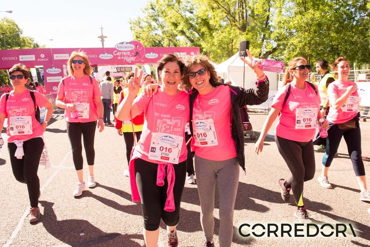 Carrera de la Mujer Madrid arco izquierdo 1 36 00 a 1 39 47