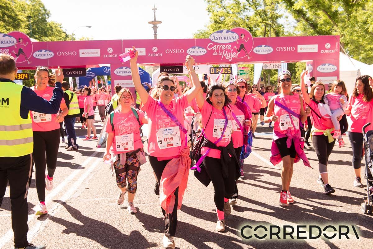 Carrera de la Mujer Madrid arco izquierdo 1 39 50 a 1 43 51