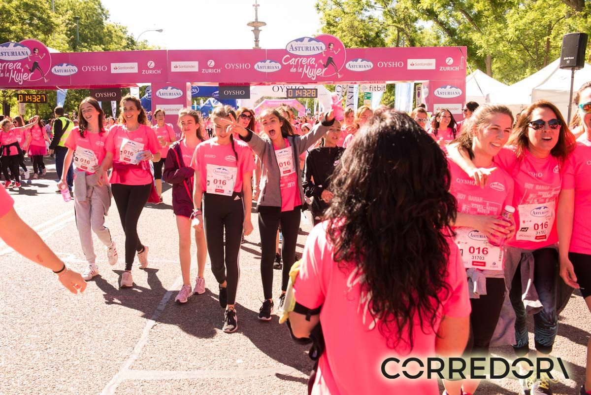 Carrera de la Mujer Madrid arco izquierdo 1 39 50 a 1 43 51
