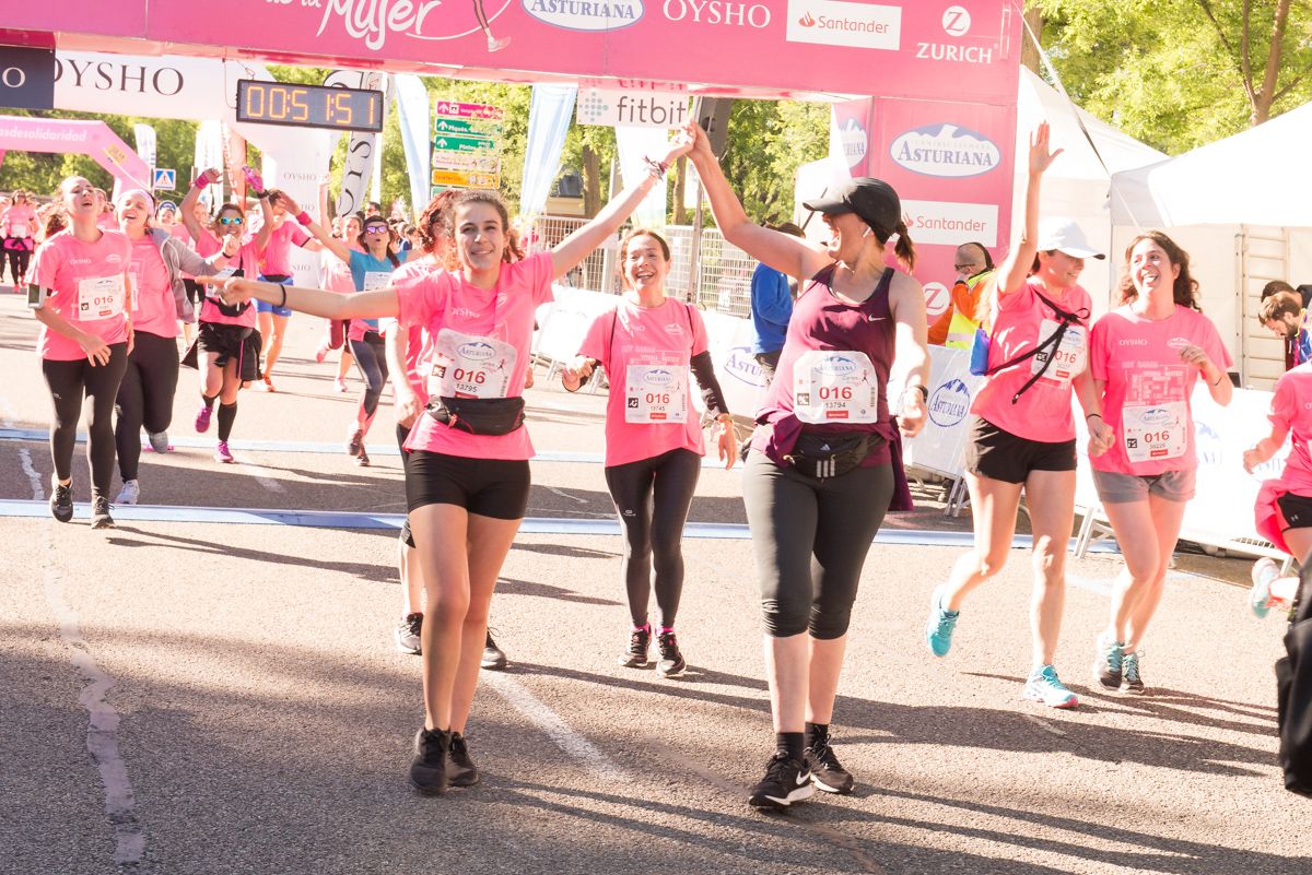 Carrera de la Mujer de Madrid - META, ARCO IZQUIERDO (de 51:15 a 52:54)