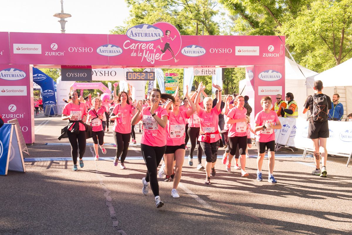 Carrera de la Mujer de Madrid - META, ARCO IZQUIERDO (de 51:15 a 52:54)