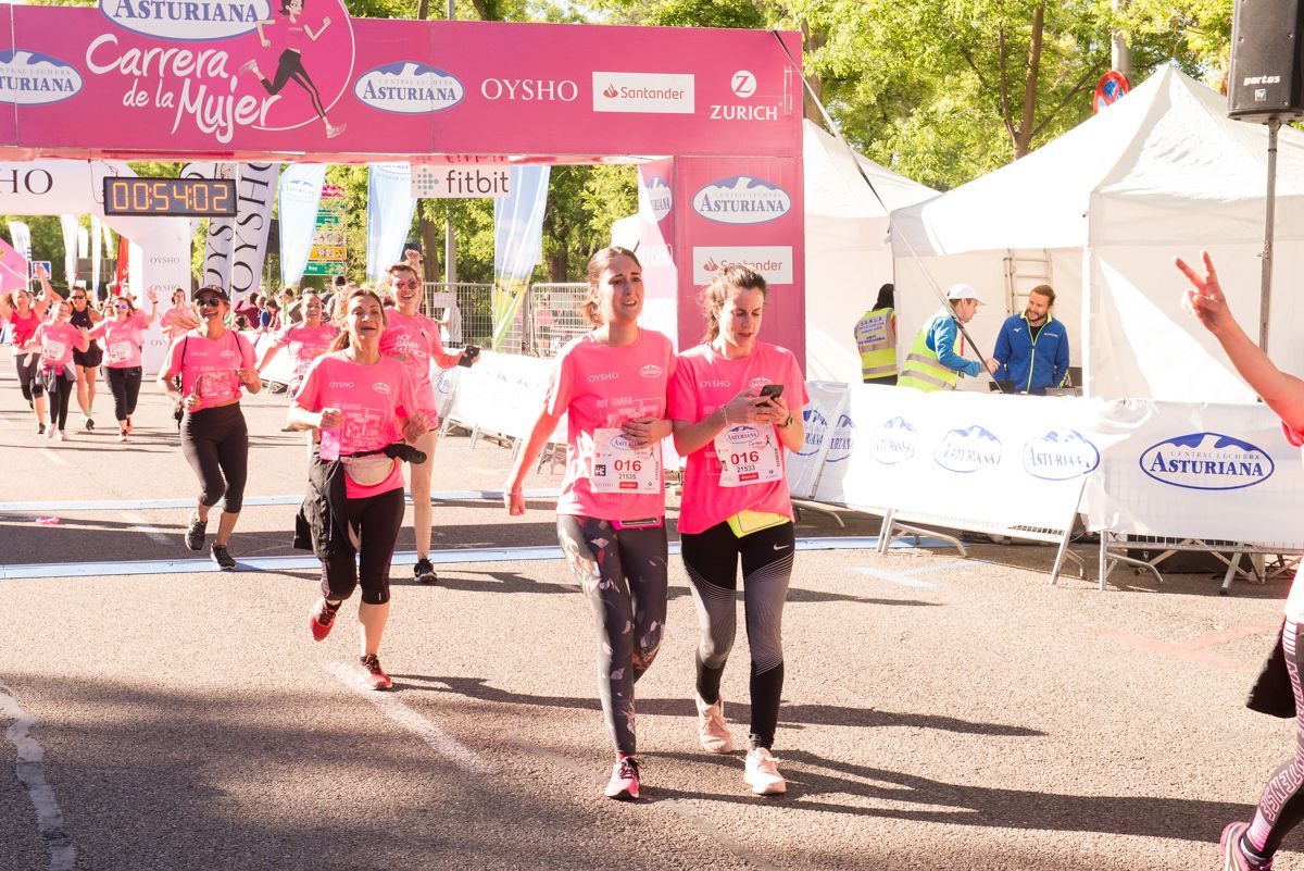 Carrera de la Mujer de Madrid - META, ARCO IZQUIERDO (de 52:59 a 54:20)