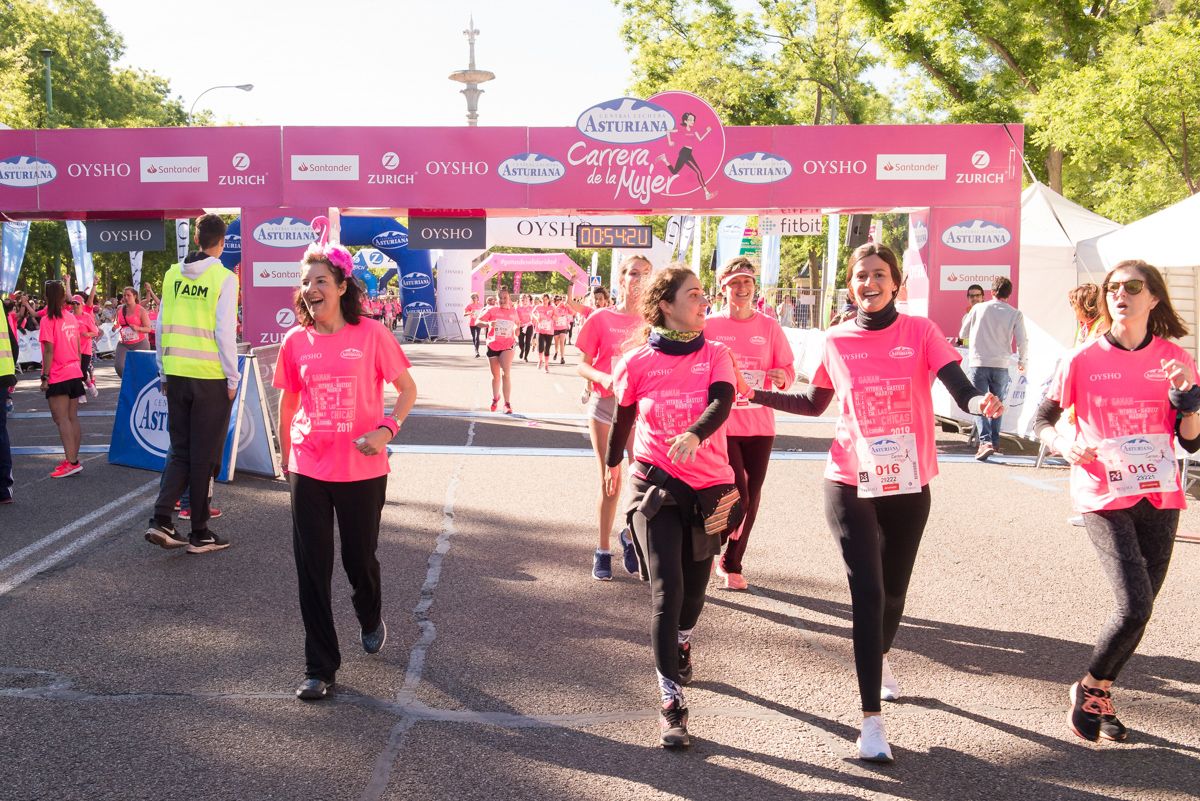 Carrera de la Mujer de Madrid - META, ARCO IZQUIERDO (de 52:59 a 54:20)