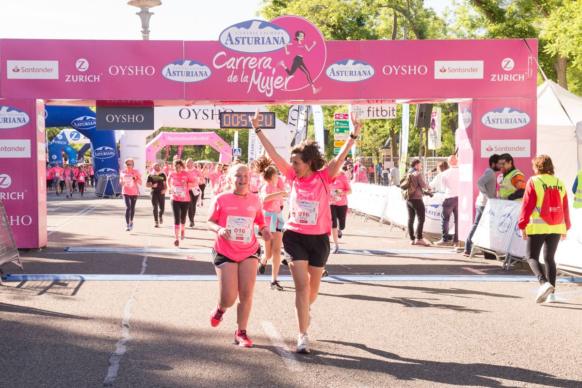 Carrera de la Mujer de Madrid - META, ARCO IZQUIERDO (de 52:59 a 54:20)