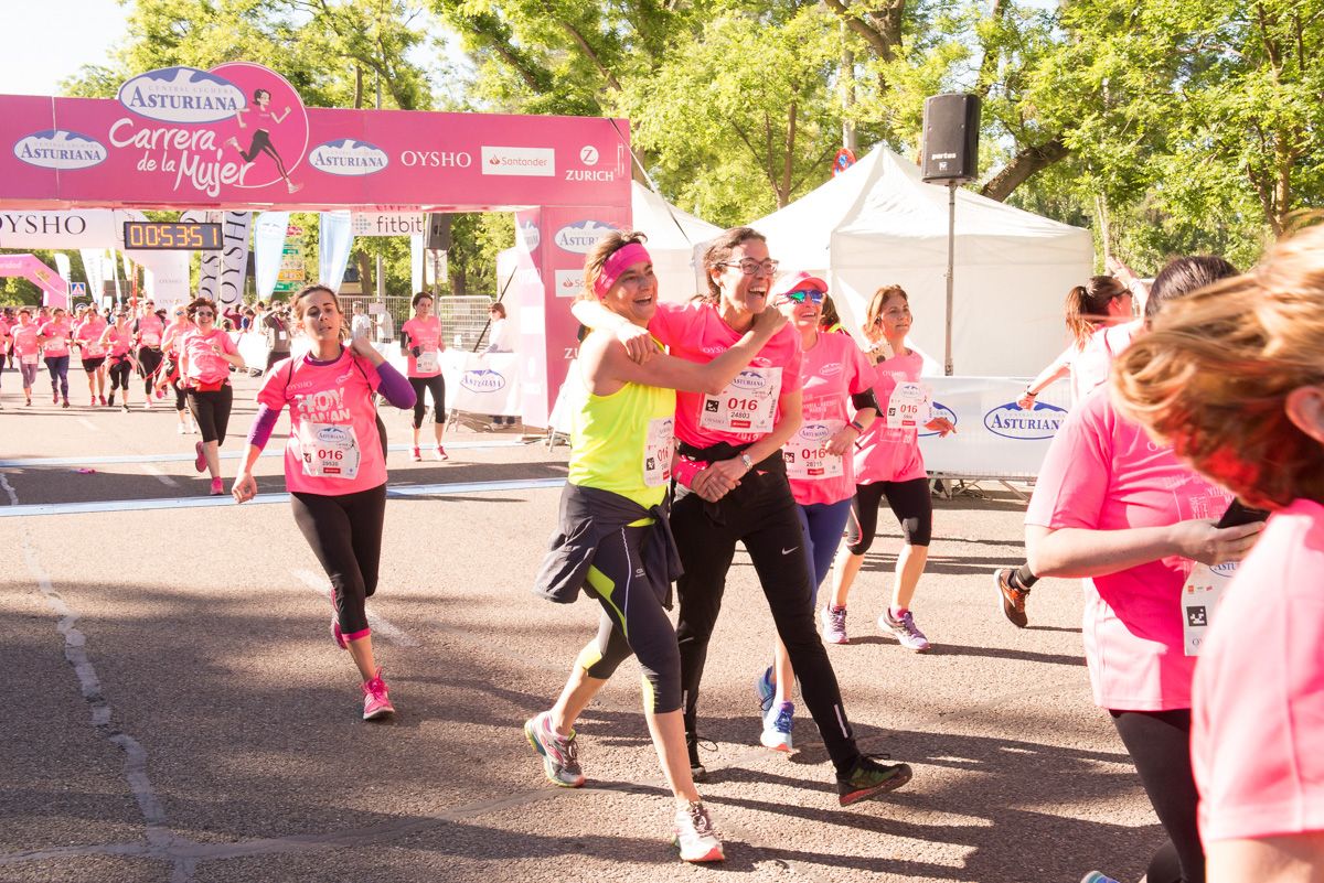 Carrera de la Mujer de Madrid - META, ARCO IZQUIERDO (de 52:59 a 54:20)