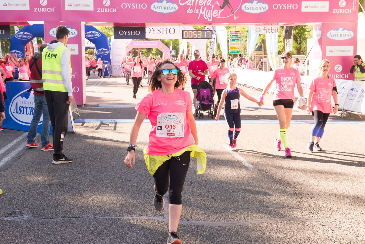 Carrera de la Mujer de Madrid - META, ARCO IZQUIERDO (de 52:59 a 54:20)