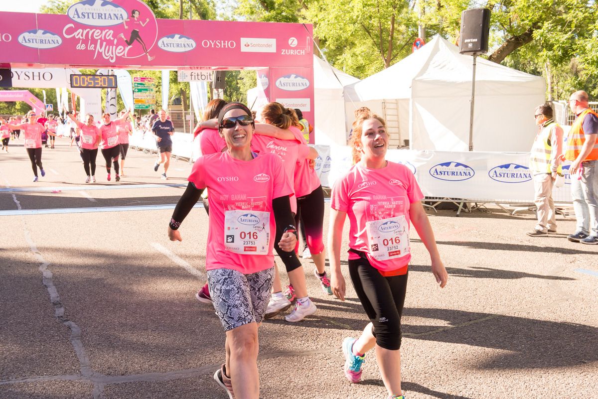 Carrera de la Mujer de Madrid - META, ARCO IZQUIERDO (de 52:59 a 54:20)