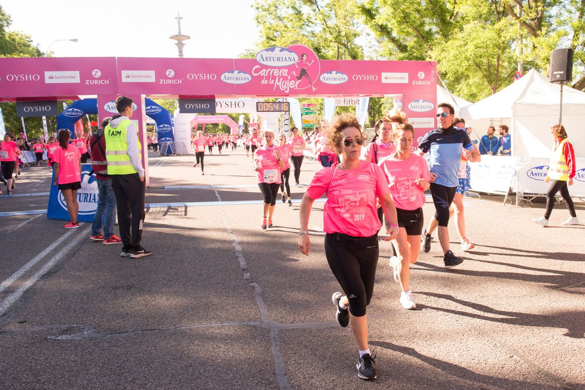 Carrera de la Mujer de Madrid - META, ARCO IZQUIERDO (de 52:59 a 54:20)