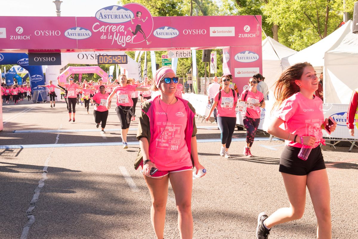 Carrera de la Mujer de Madrid - META, ARCO IZQUIERDO (de 54:22 a 55:36)