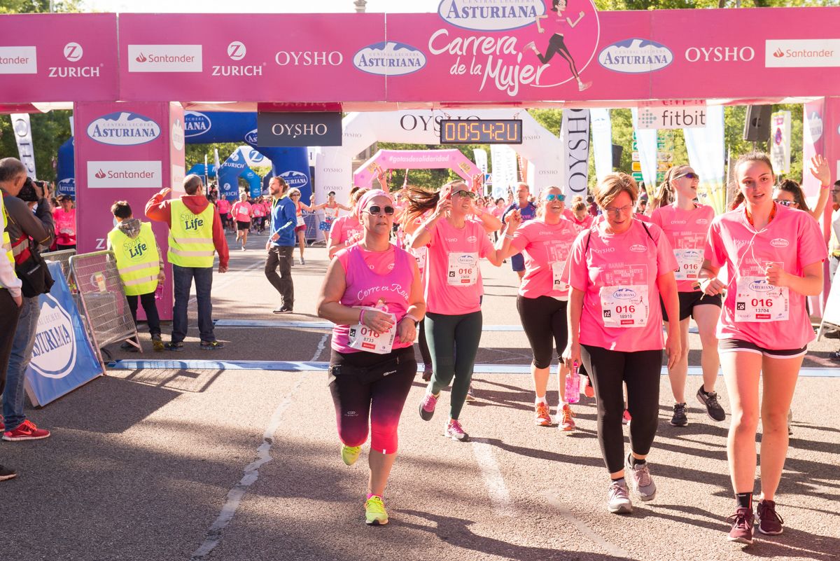 Carrera de la Mujer de Madrid - META, ARCO IZQUIERDO (de 54:22 a 55:36)