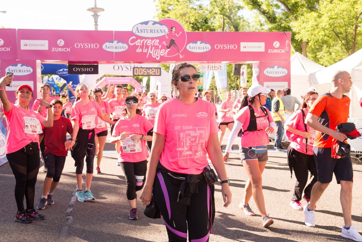 Carrera de la Mujer de Madrid - META, ARCO IZQUIERDO (de 54:22 a 55:36)