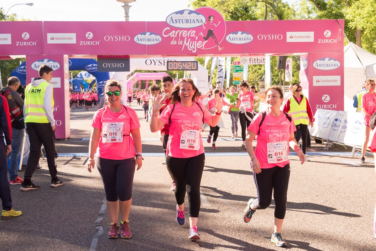 Carrera de la Mujer de Madrid - META, ARCO IZQUIERDO (de 54:22 a 55:36)