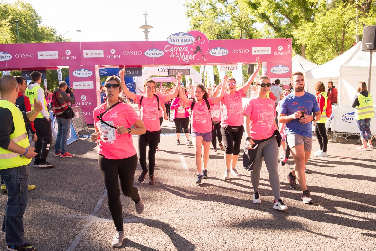 Carrera de la Mujer de Madrid - META, ARCO IZQUIERDO (de 54:22 a 55:36)