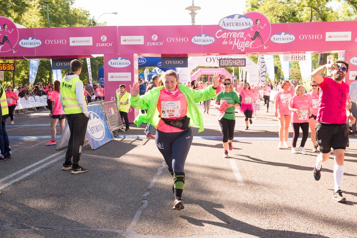 Carrera de la Mujer de Madrid - META, ARCO IZQUIERDO (de 54:22 a 55:36)