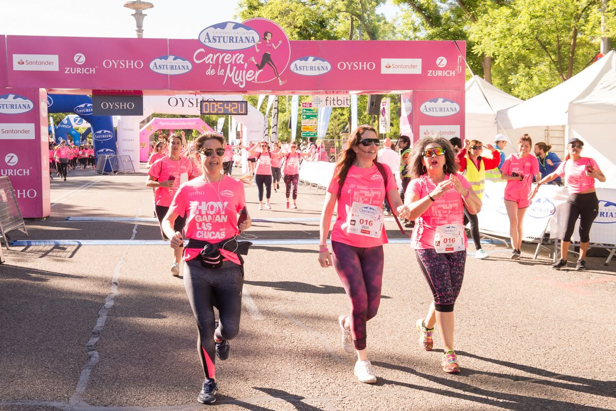 Carrera de la Mujer de Madrid - META, ARCO IZQUIERDO (de 54:22 a 55:36)