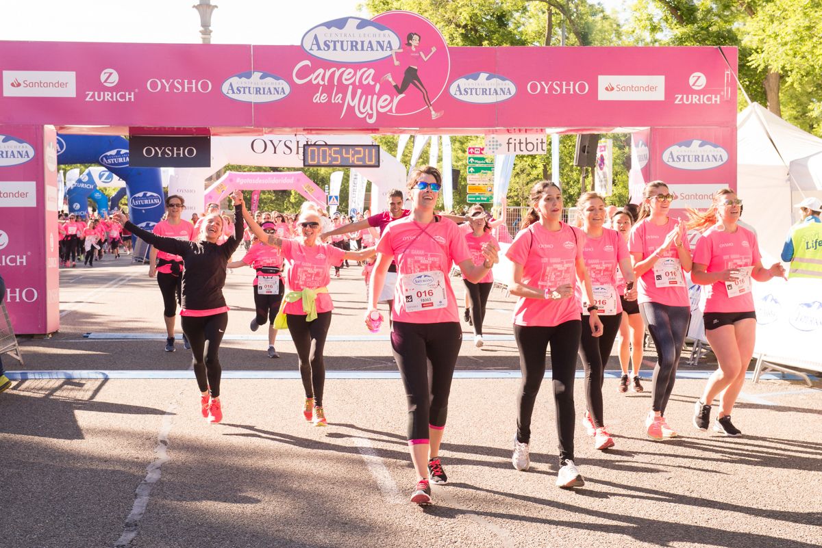 Carrera de la Mujer de Madrid - META, ARCO IZQUIERDO (de 54:22 a 55:36)