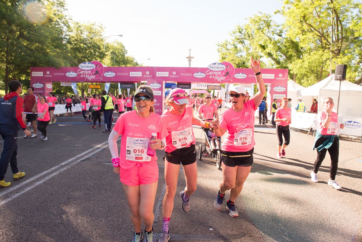 Carrera de la Mujer de Madrid - META, ARCO IZQUIERDO (de 54:22 a 55:36)