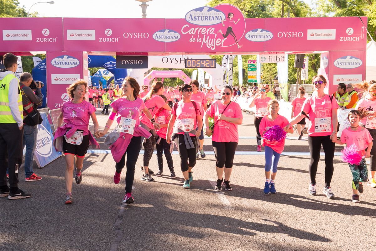Carrera de la Mujer de Madrid - META, ARCO IZQUIERDO (de 54:22 a 55:36)