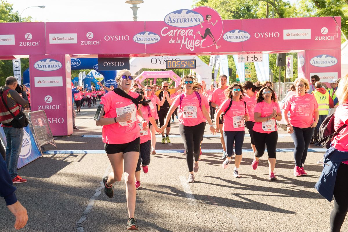 Carrera de la Mujer de Madrid - META, ARCO IZQUIERDO (de 55:38 a 55:48)