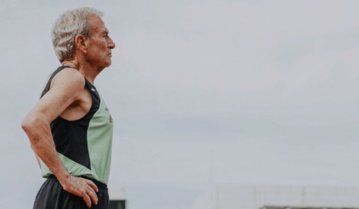 Manuel Alonso en la pista del INEF en Madrid. ADOLFO CALLEJO.