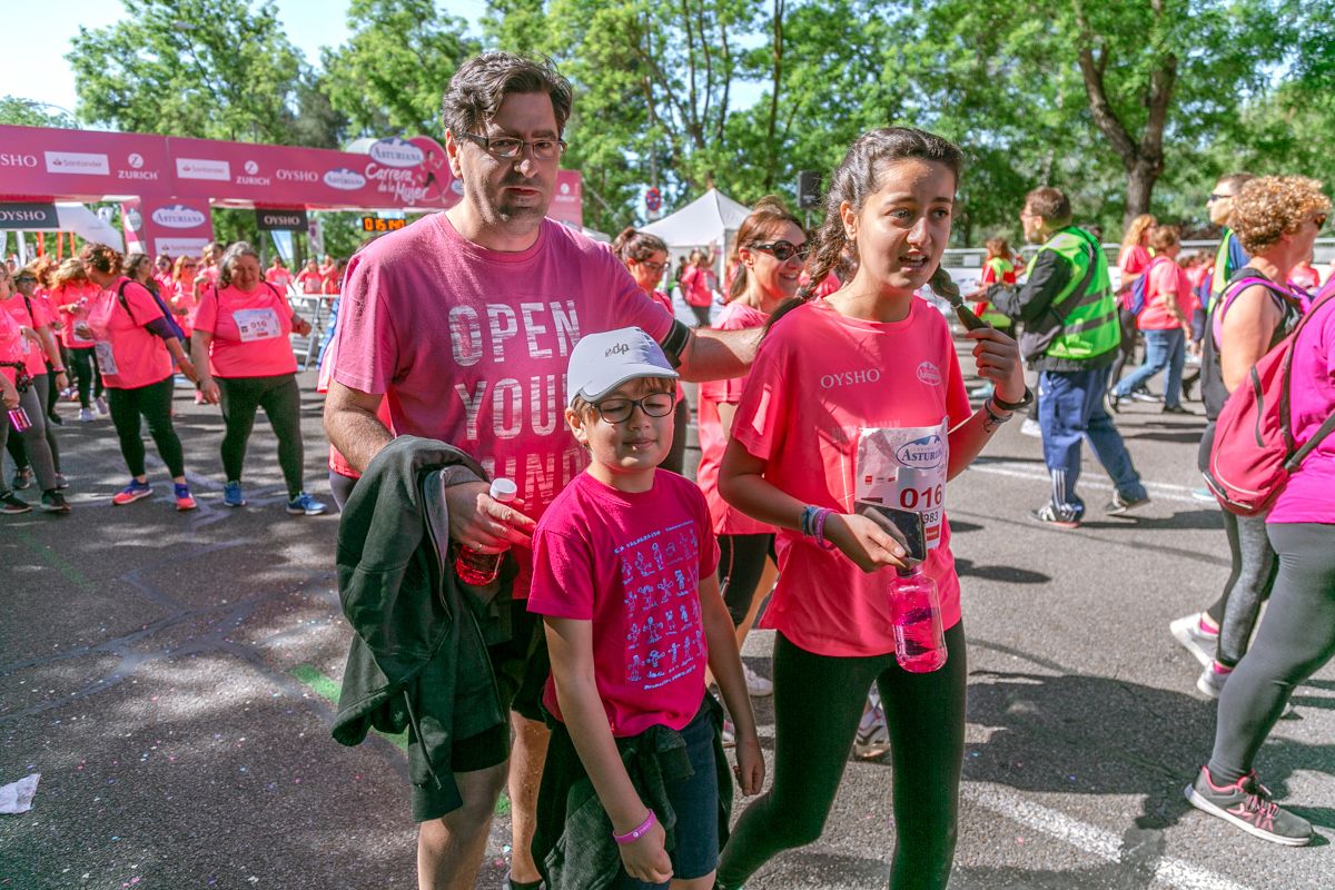 Carrera de la Mujer de Madrid - META, ARCO DERECHO (de 1:49:59 a 1:51:08)
