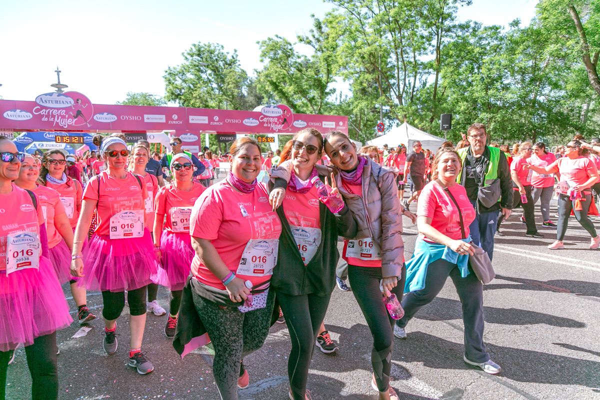 Carrera de la Mujer de Madrid - META, ARCO DERECHO (de 1:49:59 a 1:51:08)