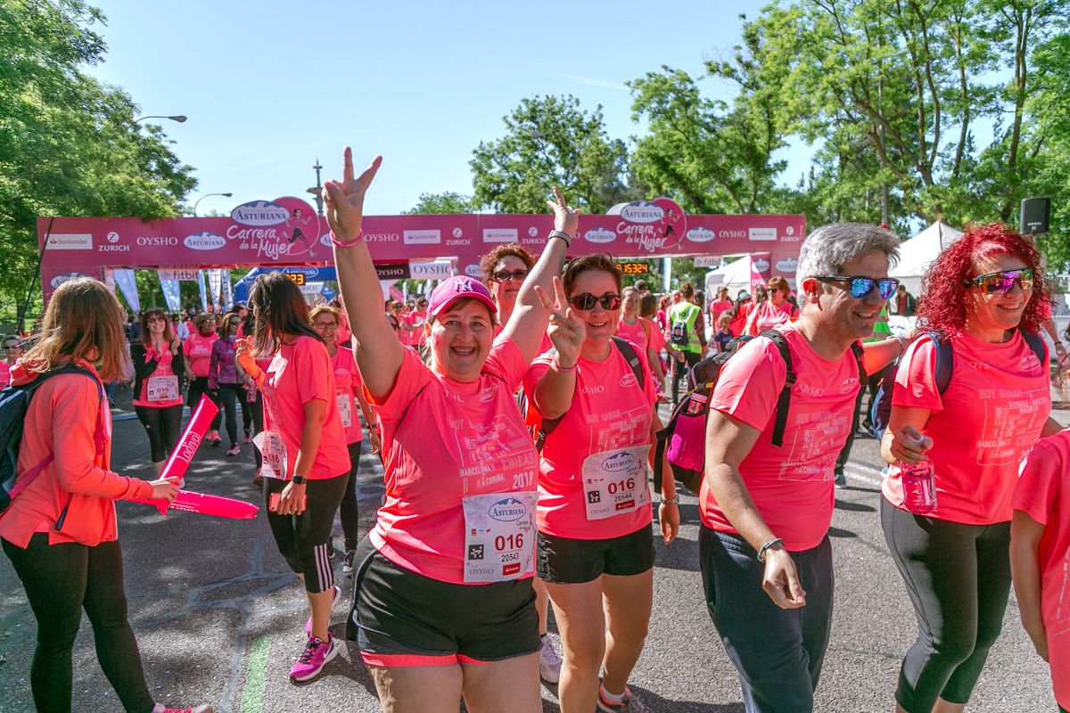 Carrera de la Mujer de Madrid - META, ARCO DERECHO (de 1:53:17 a 1:54:33)