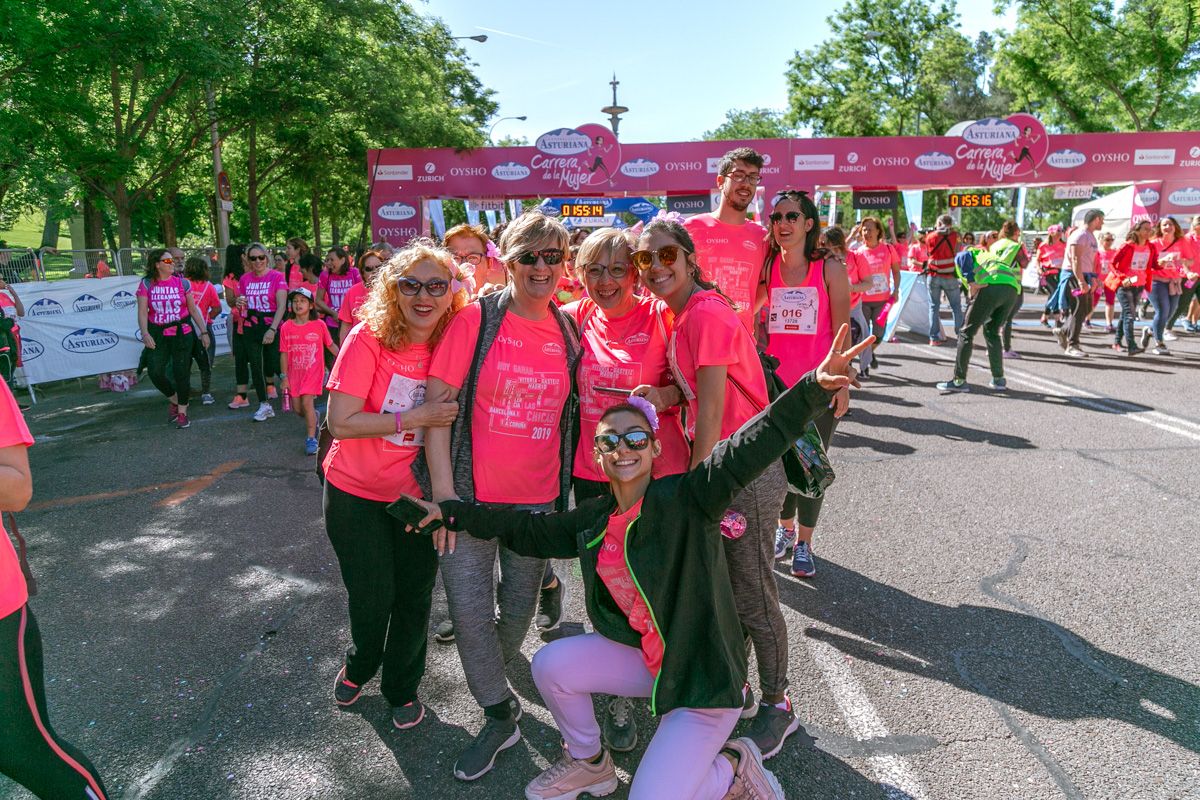 Carrera de la Mujer de Madrid - META, ARCO DERECHO (de 1:54:34 a 1:56:08)