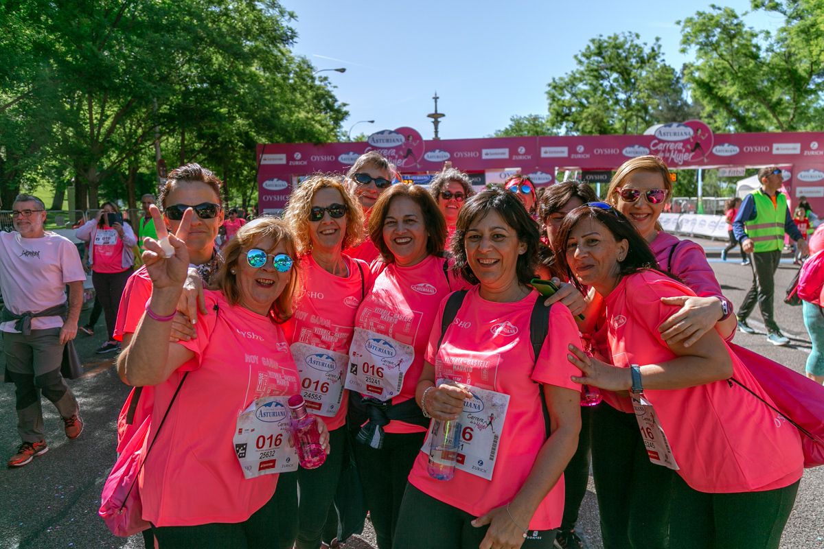 Carrera de la Mujer de Madrid - META, ARCO DERECHO (de 1:54:34 a 1:56:08)