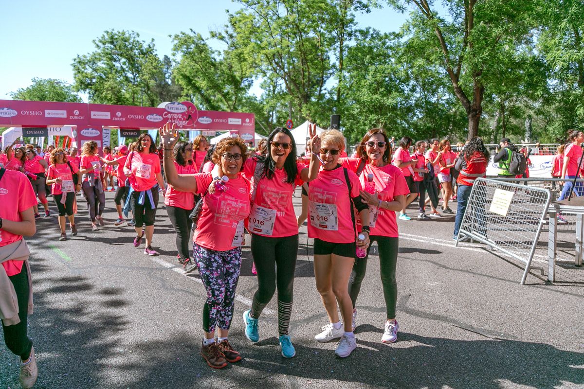 Carrera de la Mujer de Madrid - META, ARCO DERECHO (de 1:56:14 a 1:58:29)