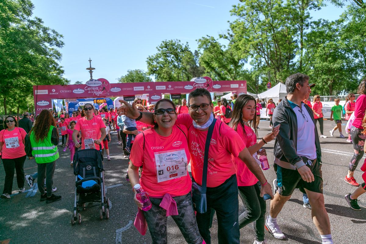 Carrera de la Mujer de Madrid - META, ARCO DERECHO (de 1:56:14 a 1:58:29)