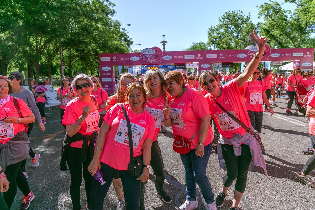 Carrera de la Mujer de Madrid - META, ARCO DERECHO (de 1:54:34 a 1:56:08)