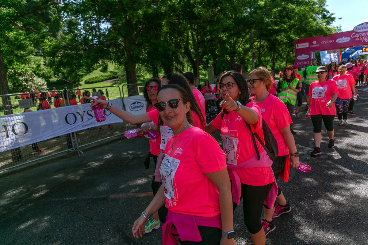 Carrera de la Mujer de Madrid - META, ARCO DERECHO (de 2:01:01 a 2:02:29)