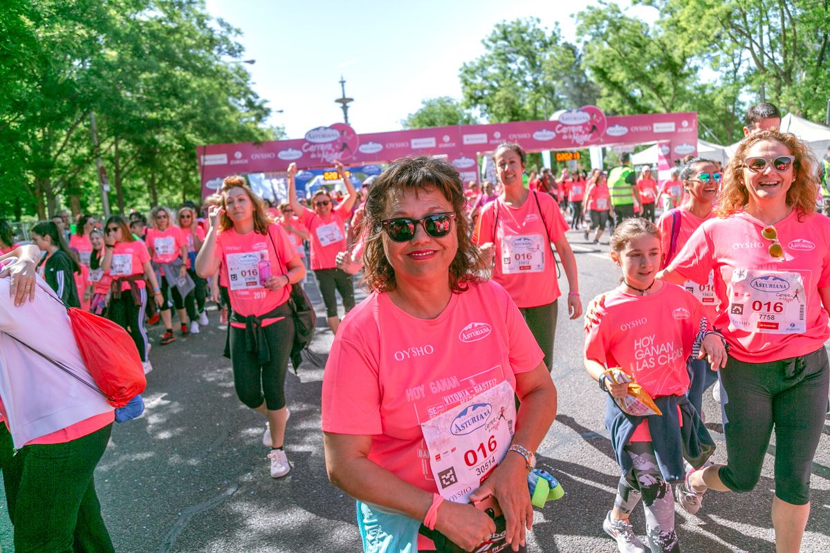 Carrera de la Mujer de Madrid - META, ARCO DERECHO (de 2:01:01 a 2:02:29)