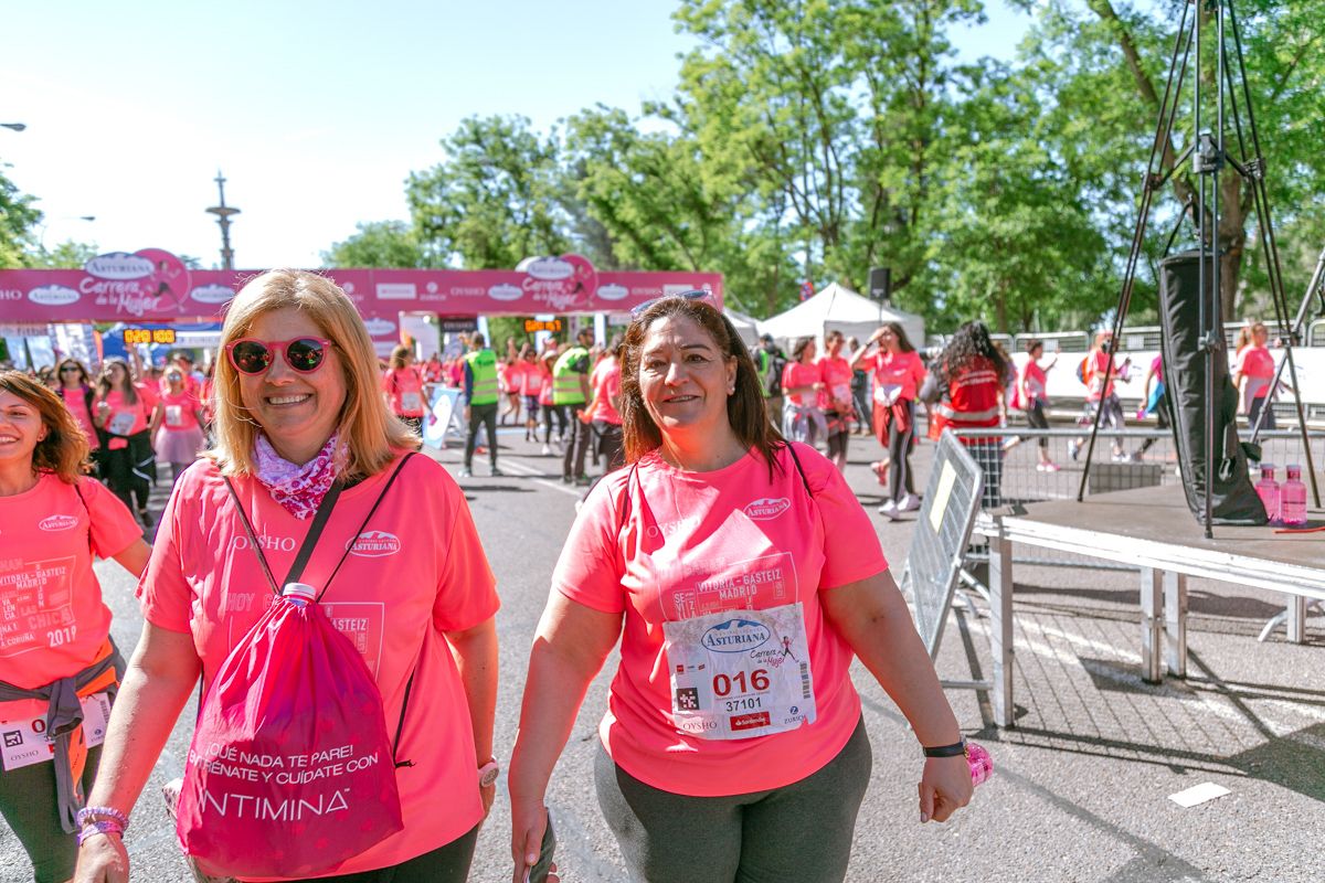 Carrera de la Mujer de Madrid - META, ARCO DERECHO (de 2:01:01 a 2:02:29)