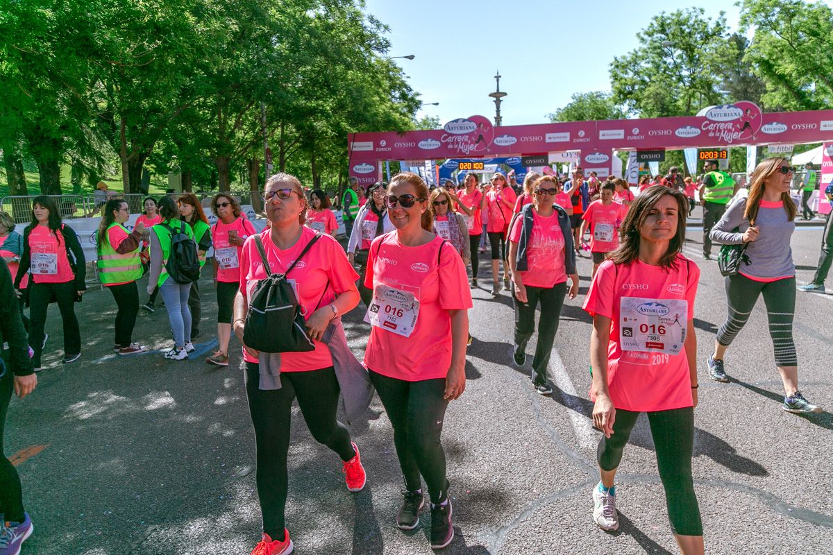 Carrera de la Mujer de Madrid - META, ARCO DERECHO (de 2:02:34 a 2:04:37)