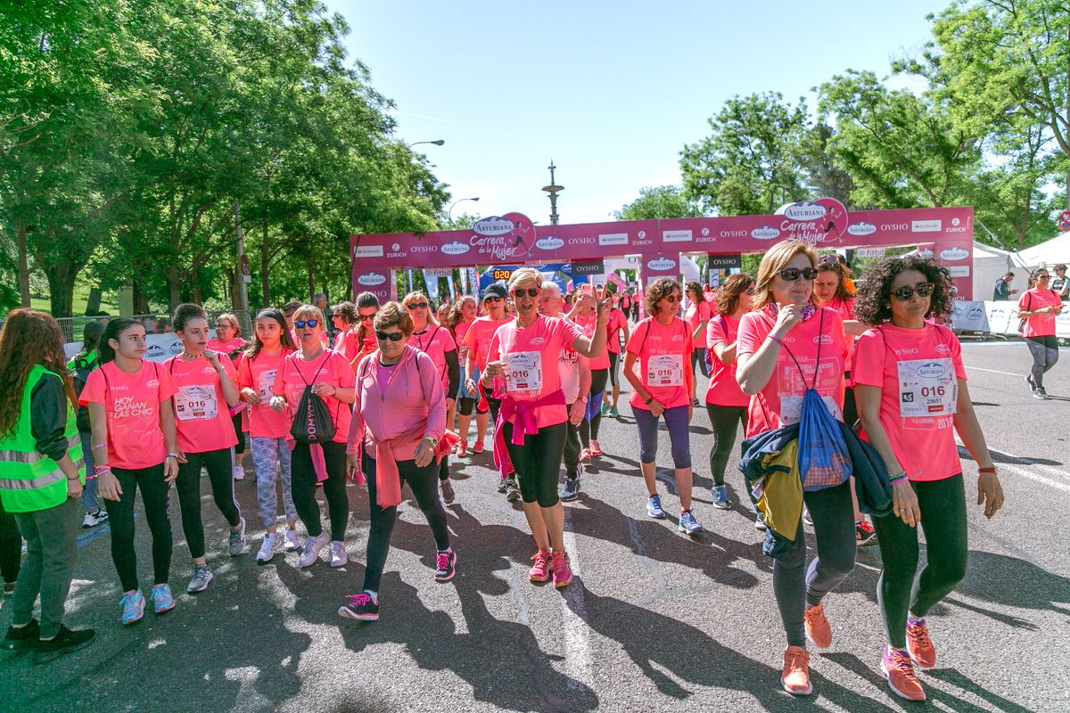 Carrera de la Mujer de Madrid - META, ARCO DERECHO (de 2:02:34 a 2:04:37)