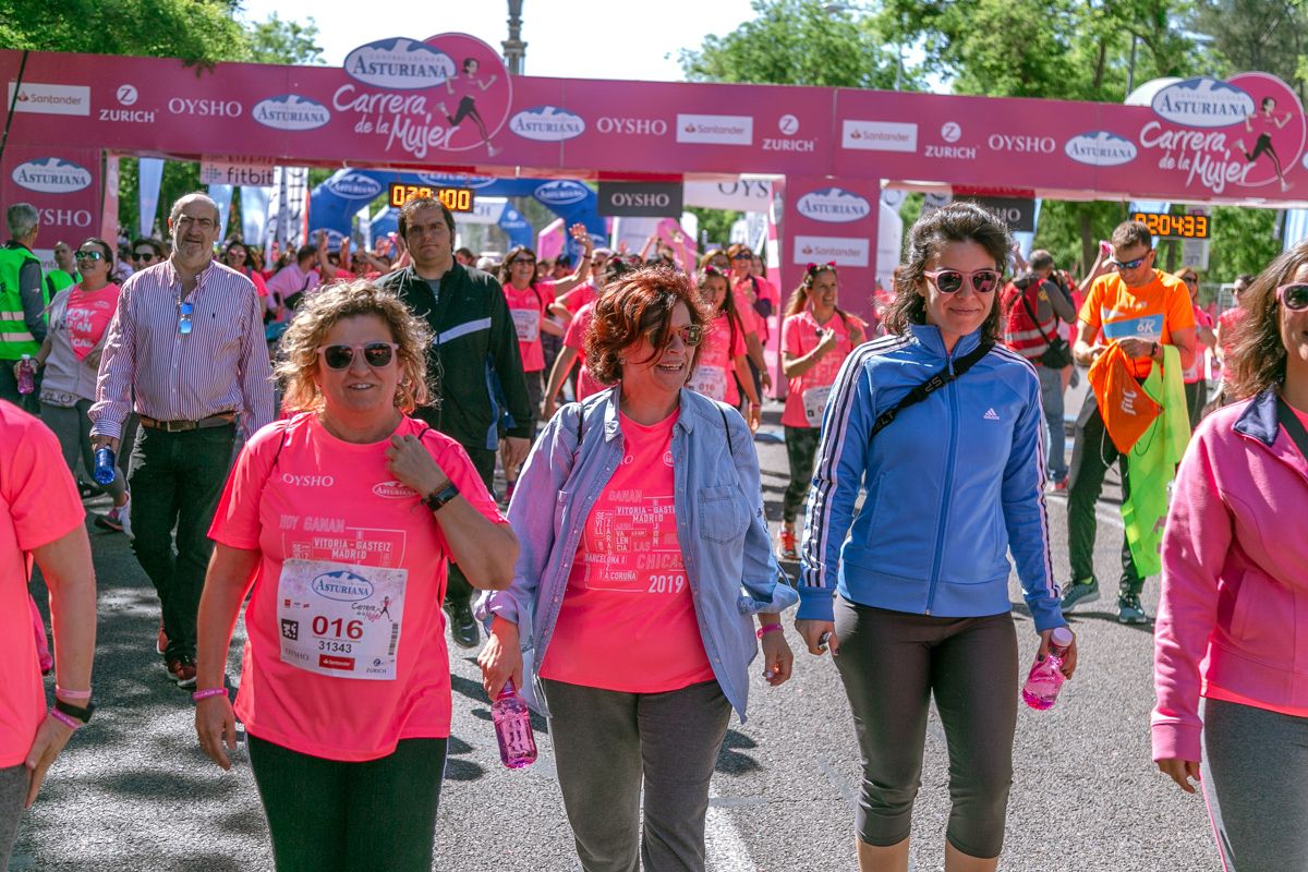 Carrera de la Mujer de Madrid - META, ARCO DERECHO (de 2:02:34 a 2:04:37)
