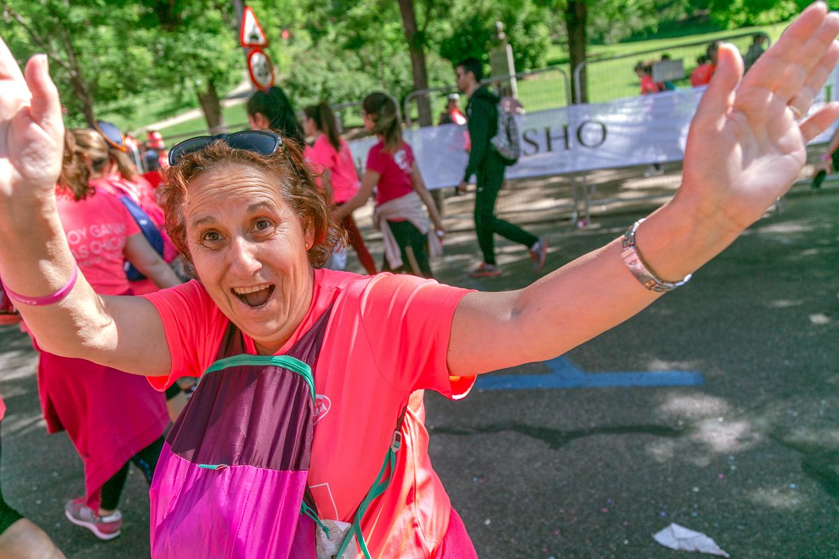 Carrera de la Mujer de Madrid - META, ARCO DERECHO (de 2:04:39 a 2:06:13)