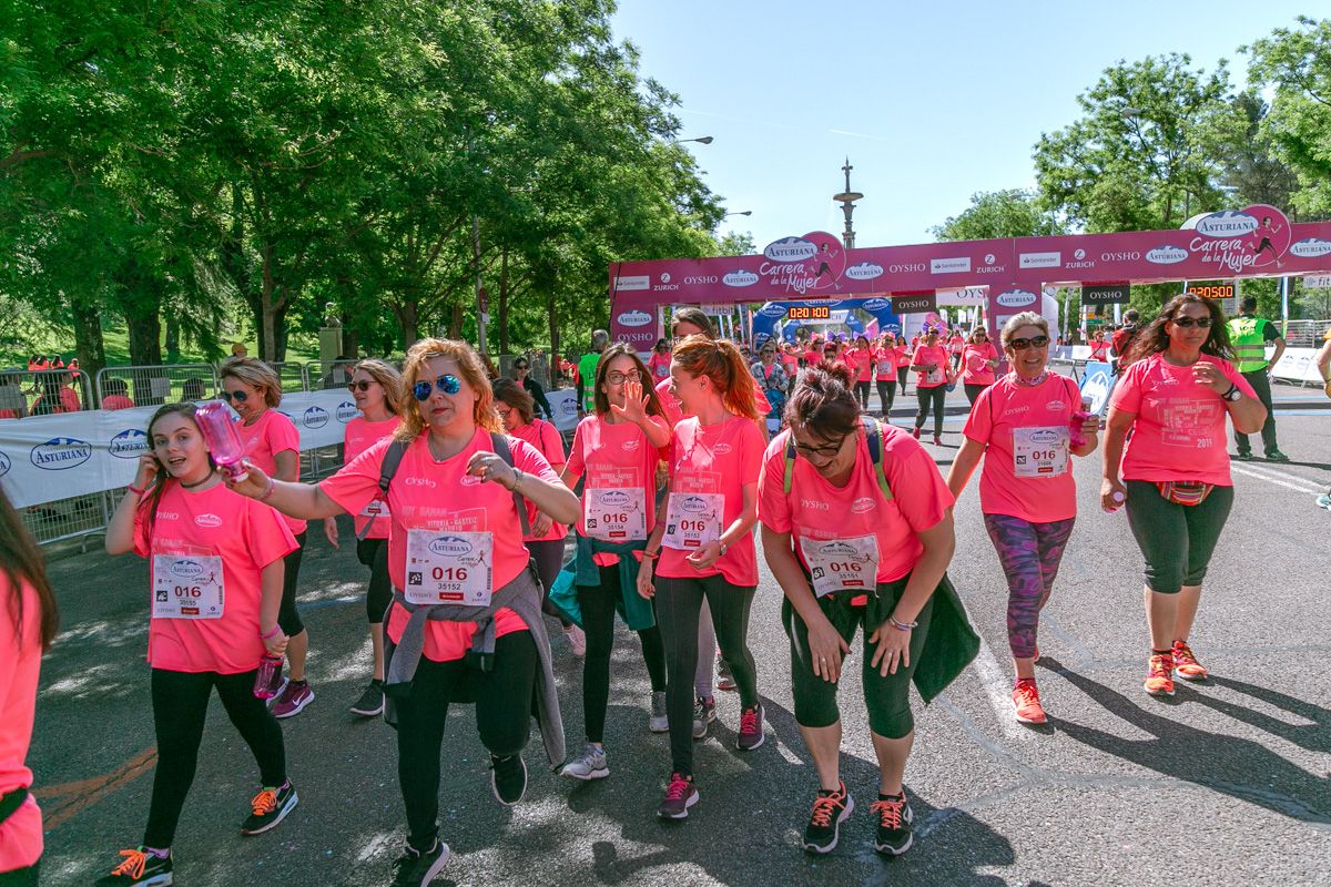 Carrera de la Mujer de Madrid - META, ARCO DERECHO (de 2:04:39 a 2:06:13)