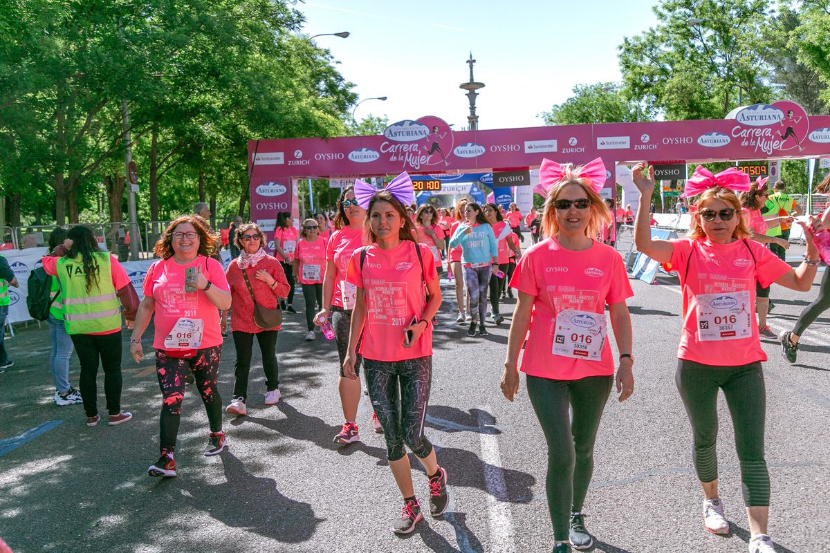 Carrera de la Mujer de Madrid - META, ARCO DERECHO (de 2:04:39 a 2:06:13)