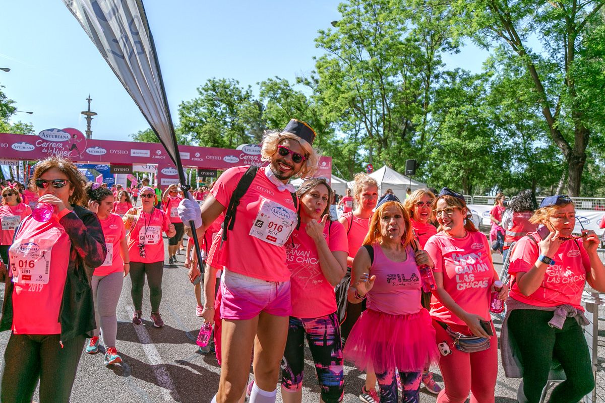 Carrera de la Mujer de Madrid - META, ARCO DERECHO (de 2:04:39 a 2:06:13)