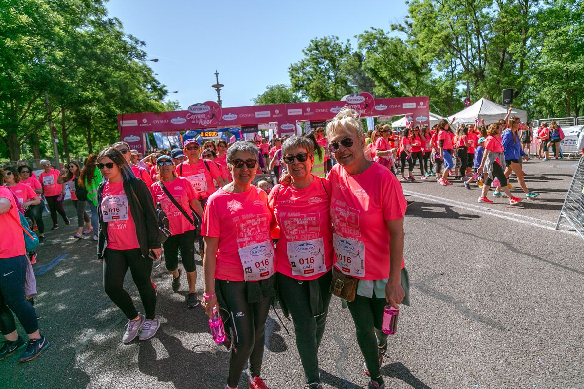 Carrera de la Mujer de Madrid - META, ARCO DERECHO (de 2:09:11 a 2:10:49)
