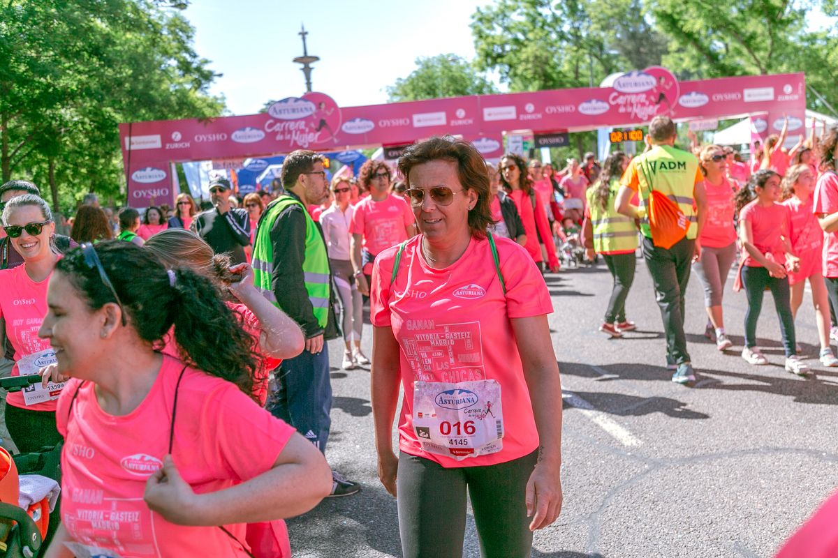 Carrera de la Mujer de Madrid - META, ARCO DERECHO (de 2:09:11 a 2:10:49)