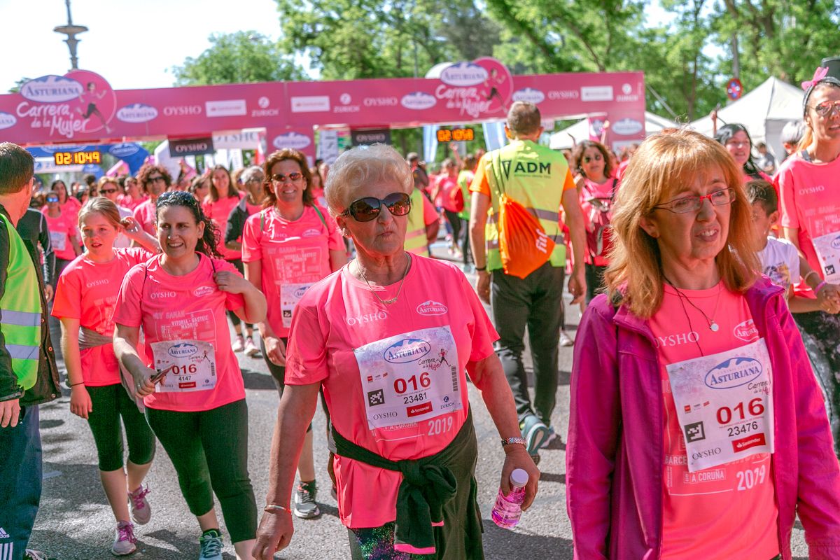 Carrera de la Mujer de Madrid - META, ARCO DERECHO (de 2:09:11 a 2:10:49)