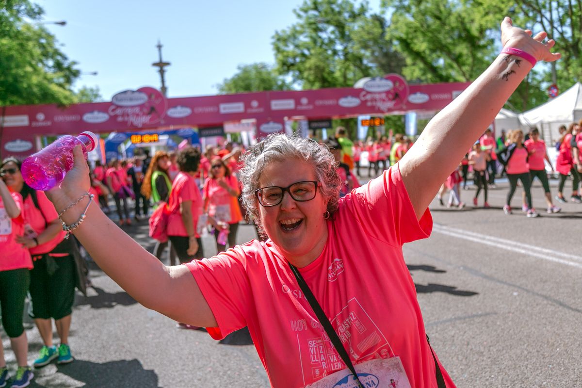 Carrera de la Mujer de Madrid - META, ARCO DERECHO (de 2:10:50 a 2:12:20)