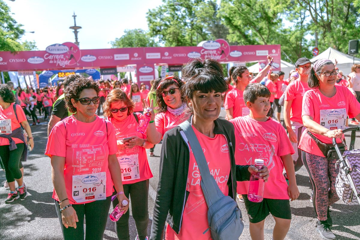 Carrera de la Mujer de Madrid - META, ARCO DERECHO (de 2:10:50 a 2:12:20)