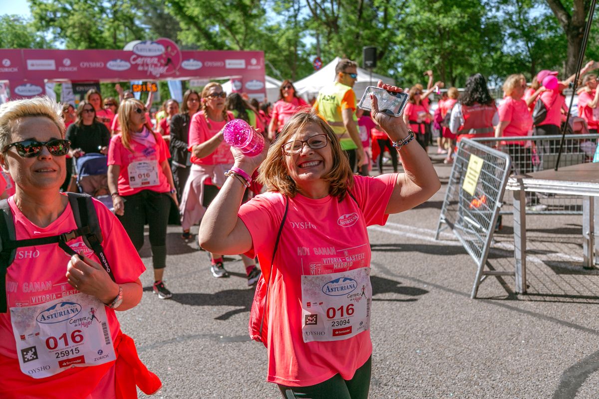 Carrera de la Mujer de Madrid - META, ARCO DERECHO (de 2:09:11 a 2:10:49)